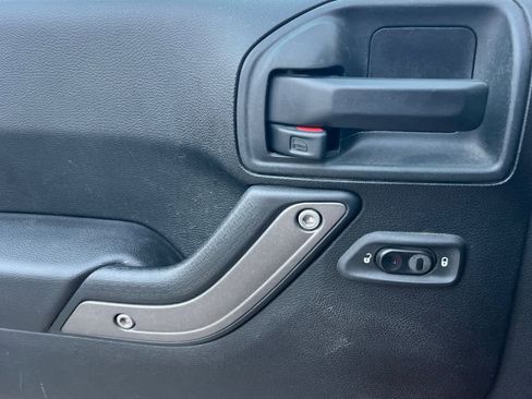 Used 2017 Jeep Wrangler Unlimited Sport w/ Quick Order Package 24S image 13