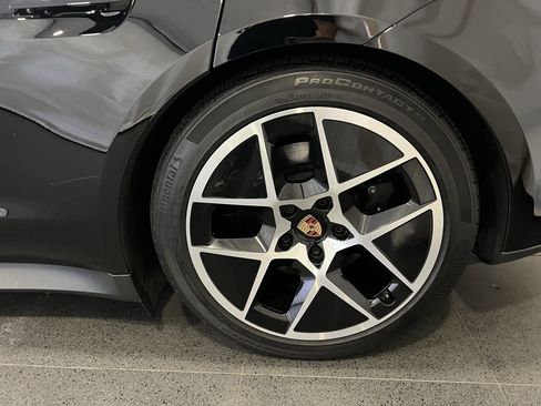 Certified 2025 Porsche Taycan image 11