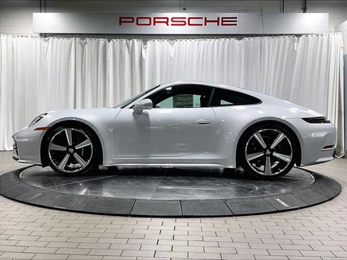 New 2026 Porsche 911 Carrera image 2