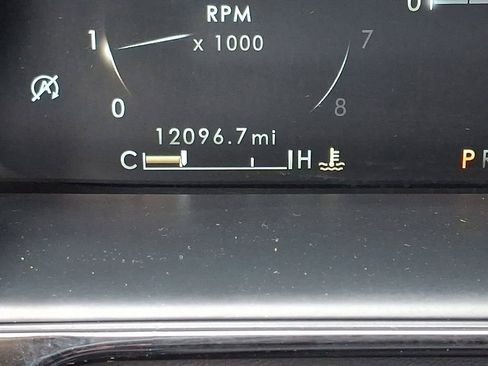 Used 2023 Lincoln Nautilus Reserve w/ Equipment Group 201A image 21