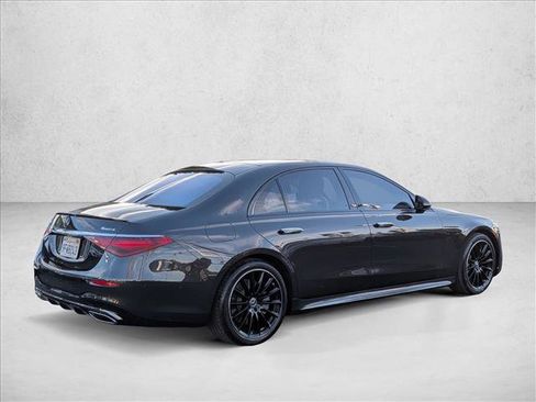 Certified 2023 Mercedes-Benz S 500 4MATIC image 5