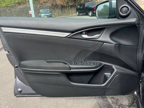 Used 2018 Honda Civic EX image 16