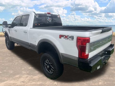 Used 2019 Ford F250 King Ranch w/ King Ranch Ultimate Package AWD/4WD image 5
