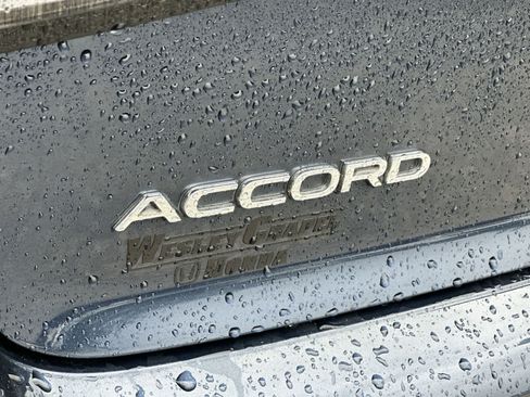 Used 2023 Honda Accord EX image 19