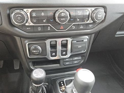 New 2026 Jeep Wrangler Sport AWD/4WD image 17