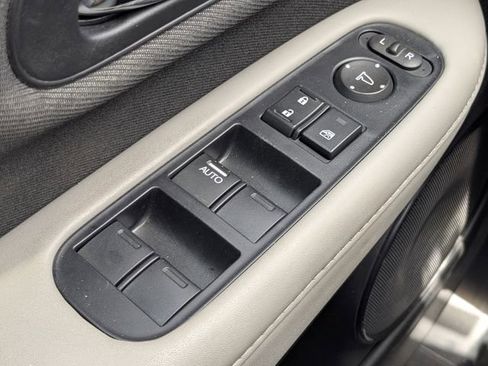 Used 2022 Honda HR-V LX image 22