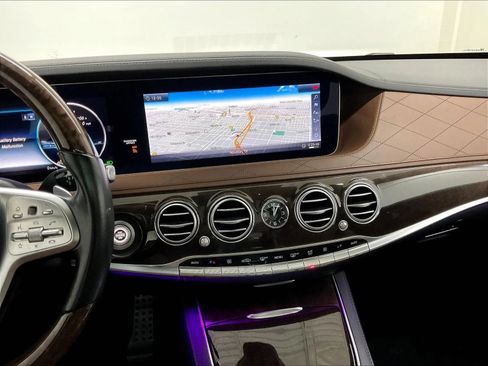 Used 2018 Mercedes-Benz S 560 4MATIC Sedan image 22