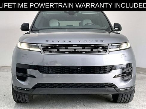 Used 2024 Land Rover Range Rover Sport SE AWD/4WD image 4