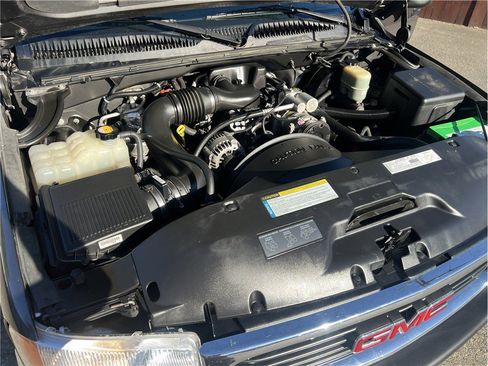 Used 2000 GMC Sierra 1500 SL RWD image 16