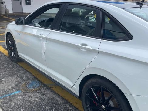 New 2026 Volkswagen Jetta GLI Autobahn FWD image 17