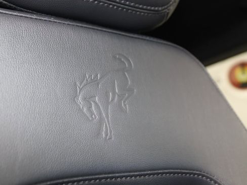 Used 2022 Ford Bronco Wildtrak image 14