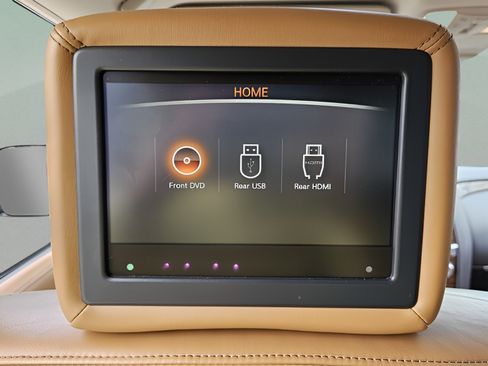 Used 2018 Nissan Armada Platinum w/ Captain Seat Package RWD image 12