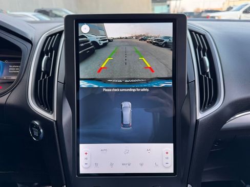 Used 2022 Ford Edge SEL w/ Convenience Package image 19