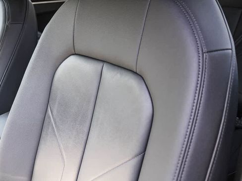 Used 2024 Audi Q3 2.0T Premium AWD/4WD image 22