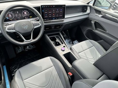 New 2026 Volkswagen Tiguan SE AWD/4WD image 10
