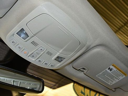 Used 2022 Ford Edge SEL w/ Convenience Package image 28