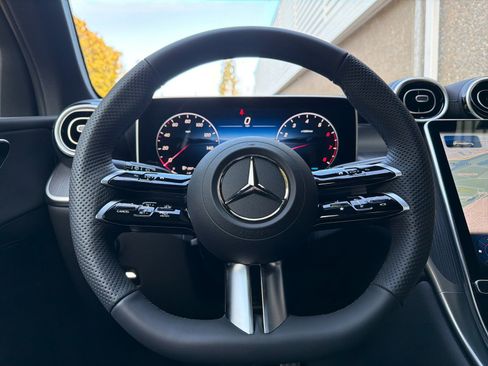 New 2026 Mercedes-Benz GLC 300 4MATIC image 24