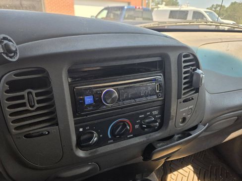 Used 1997 Ford F150 XLT RWD image 11