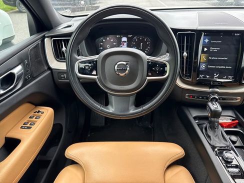 Used 2020 Volvo XC60 T5 Inscription AWD/4WD image 19