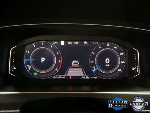 Used 2024 Volkswagen Tiguan SEL R-Line image 9