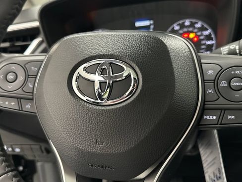 Certified 2024 Toyota Corolla Cross LE w/ Moonroof Package AWD/4WD image 15
