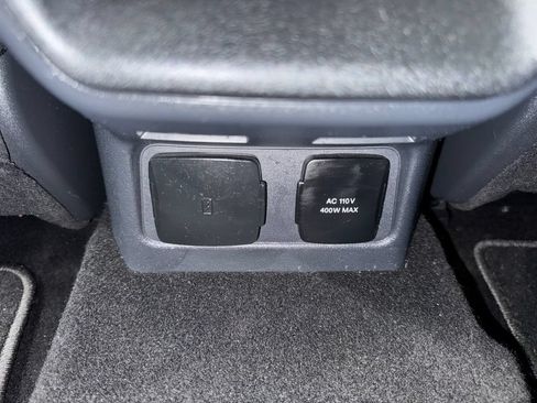 Certified 2025 Ford Bronco Outer Banks w/ Sasquatch Package AWD/4WD image 40