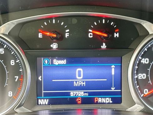 Used 2021 Chevrolet Blazer LT FWD image 11