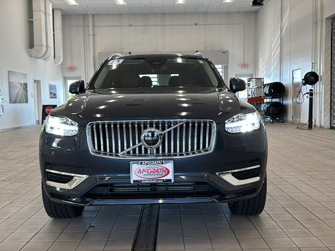 Used 2025 Volvo XC90 T8 Plus w/ Protection Package Premier AWD/4WD image 10