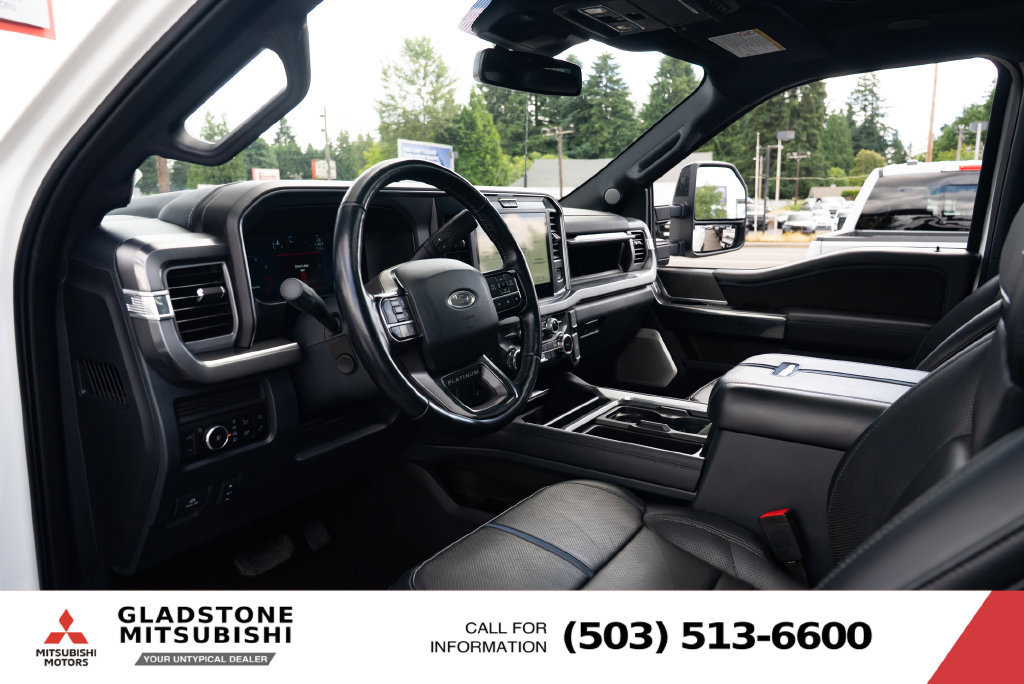 Used 2025 Ford F350 Platinum AWD/4WD image 31