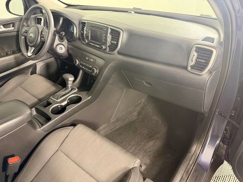 Used 2019 Kia Sportage LX FWD image 32