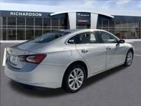 Used 2022 Chevrolet Malibu LT image 5