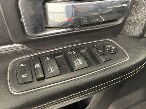 Used 2017 RAM 1500 Laramie image 17