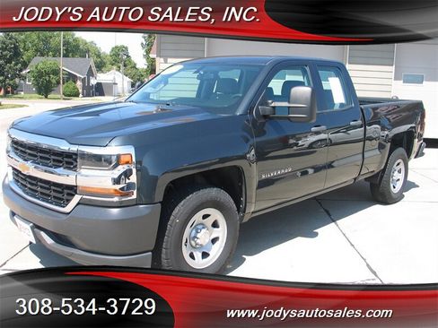 Used 2017 Chevrolet Silverado 1500 W/T w/ Trailering Package RWD image 28