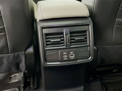 Certified 2025 Subaru Forester Limited w/ Protection Package image 31