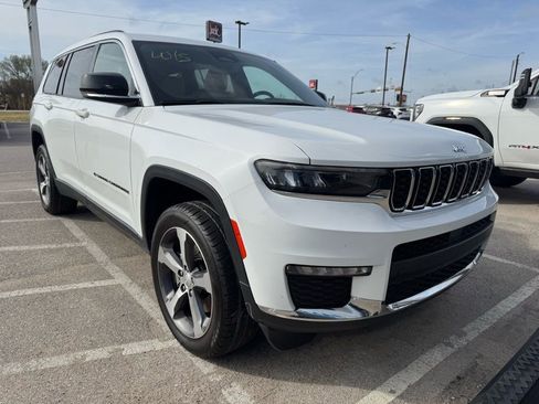 Used 2023 Jeep Grand Cherokee L Limited image 2