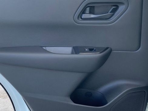 New 2025 Nissan Rogue S image 26