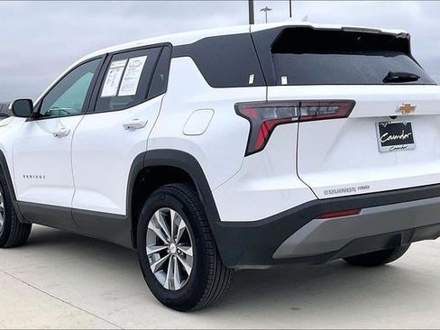 Used 2025 Chevrolet Equinox LT image 15