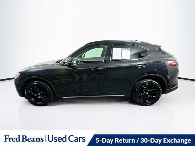 Used 2018 Alfa Romeo Stelvio Ti Sport AWD/4WD image 5