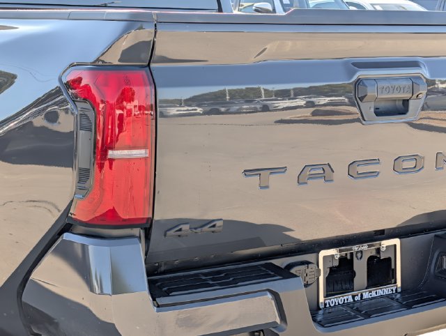 Used 2026 Toyota Tacoma SR5 AWD/4WD image 7
