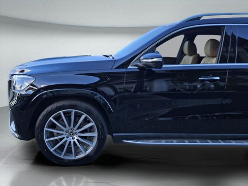 New 2026 Mercedes-Benz GLS 450 GLS 450 image 37
