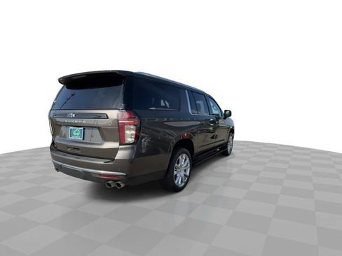 Certified 2021 Chevrolet Suburban High Country w/ Premium Package AWD/4WD image 7