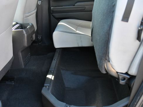 Used 2024 Toyota Tacoma SR5 image 38