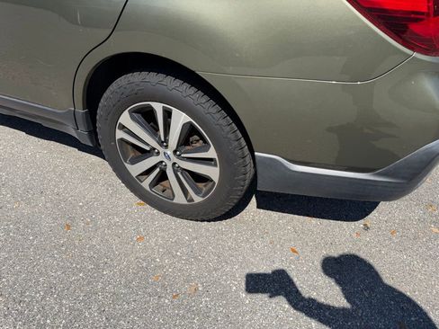 Used 2019 Subaru Outback 2.5i Limited image 10