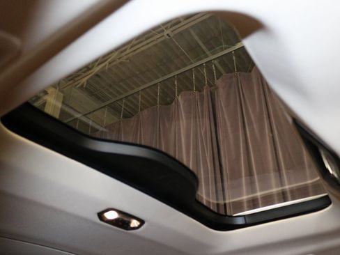 Certified 2023 BMW X7 xDrive40i w/ Executive Package image 35