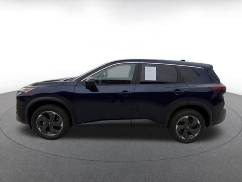 Used 2025 Nissan Rogue SV FWD image 9