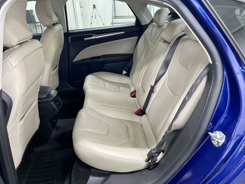 Used 2016 Ford Fusion Titanium image 23