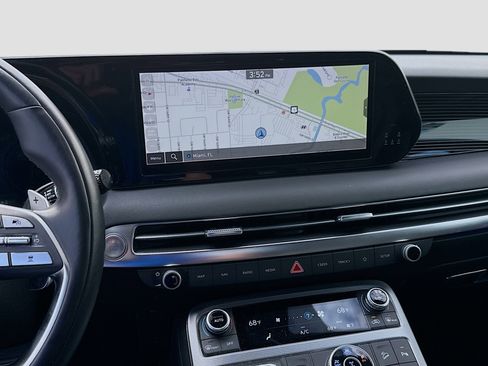 Used 2023 Hyundai Palisade Calligraphy image 10