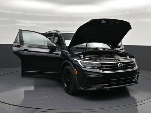 Used 2023 Volkswagen Tiguan SE R-Line FWD image 26