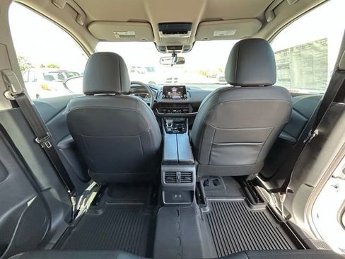 New 2026 Nissan Rogue SV AWD/4WD image 37