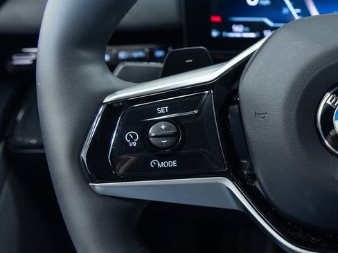 Certified 2025 BMW 530i xDrive w/ Premium Package image 14